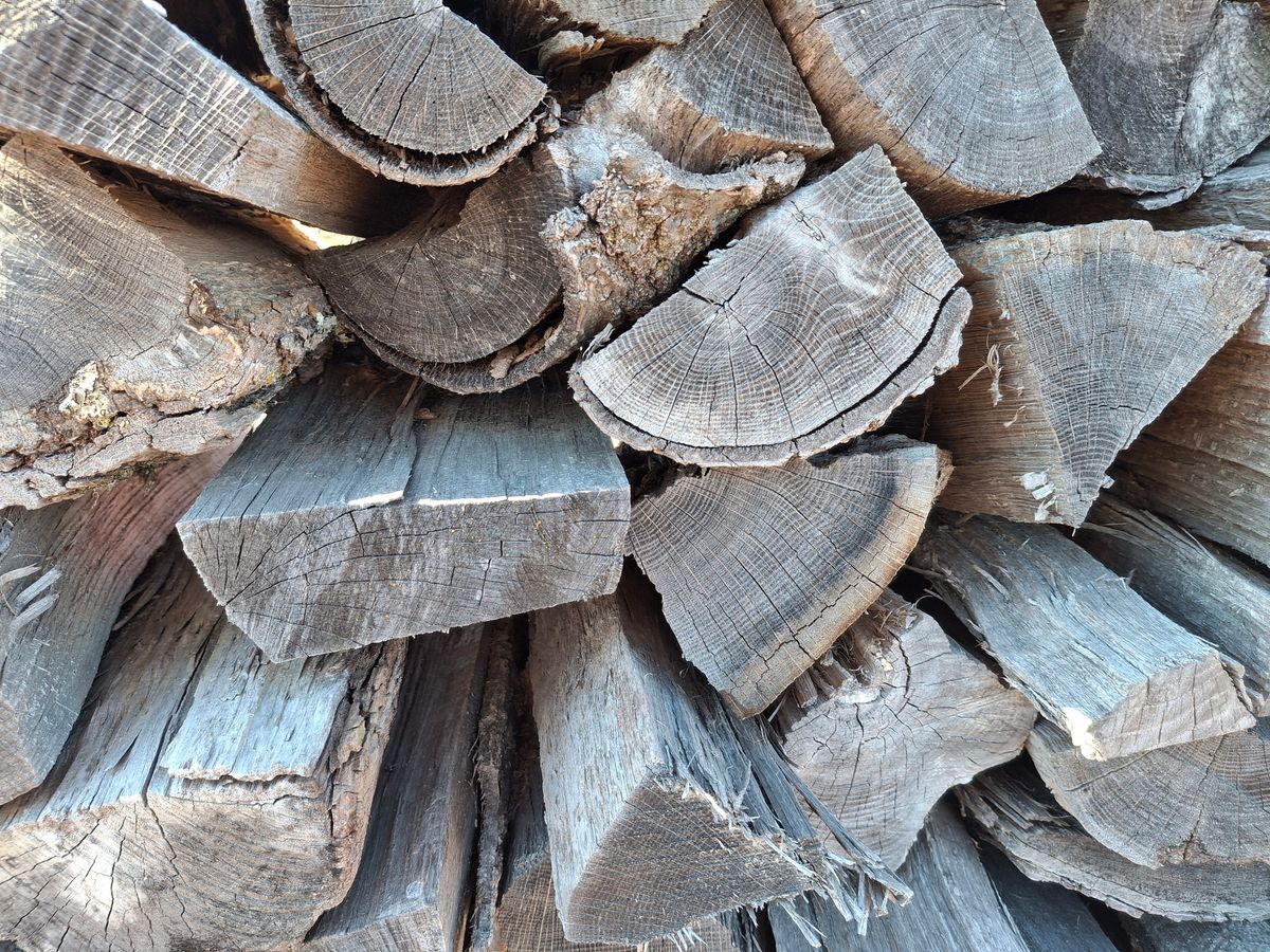 Firewood Supplier for Olson Tree Service, Inc in Rockford, IL