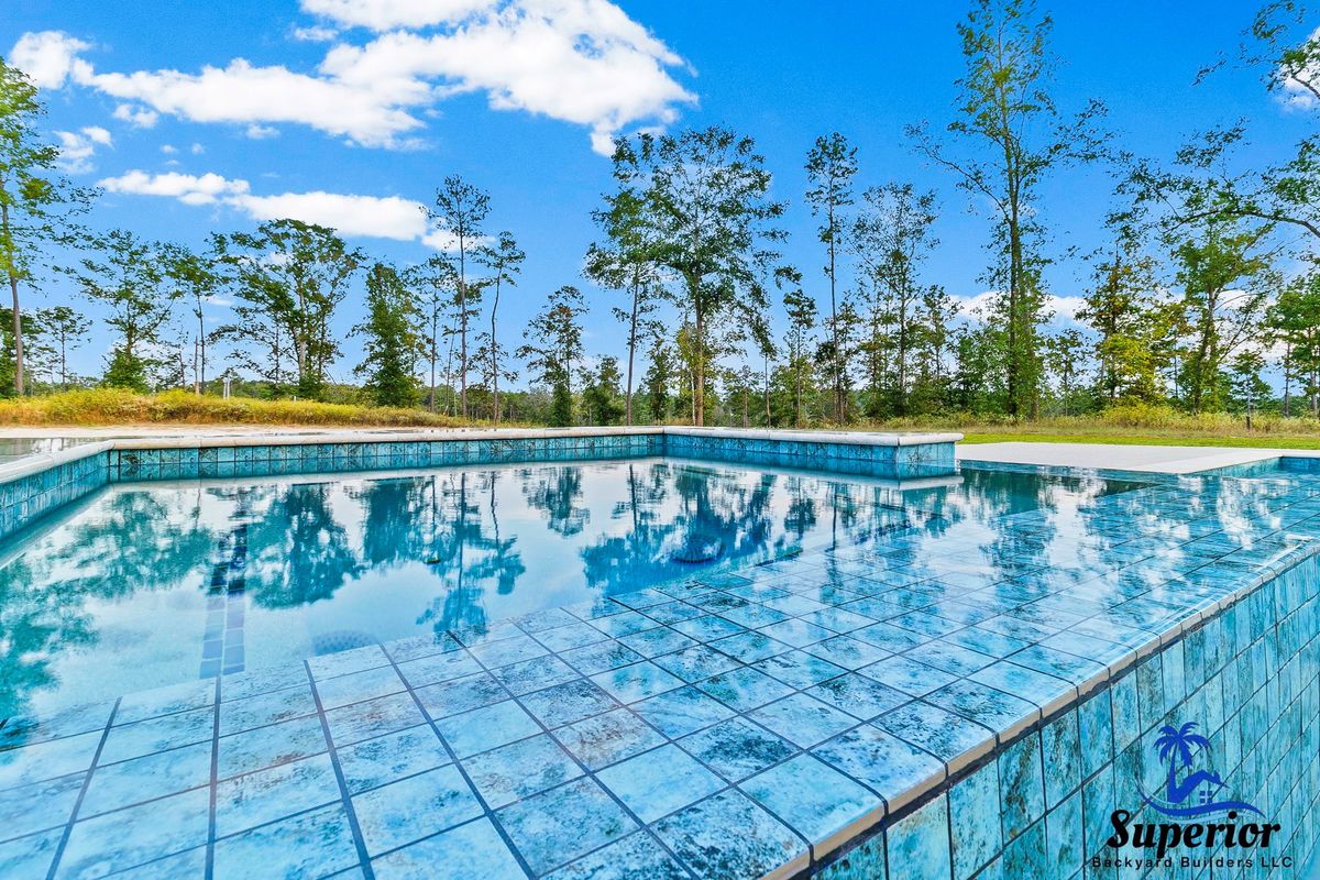 Custom Pool Construction for Superior Backyard Builders LLC in Livingston, TX