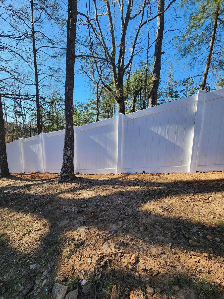 Fencing for Castaneda Home Services  in Gainesville, GA