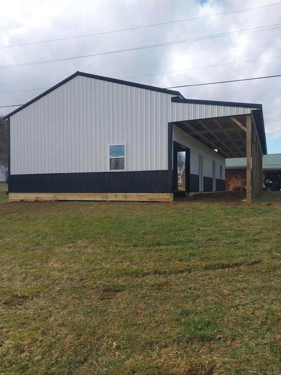 Barndominums for Elite Amish Roofing in Jackson, OH