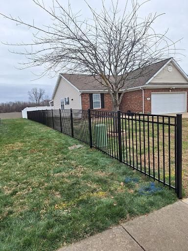 Fence Installation for Apex Fence in Henderson, KY