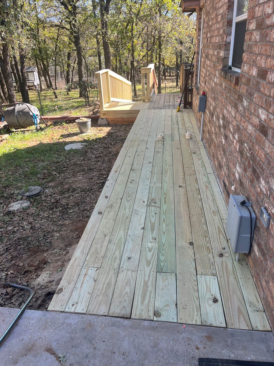 Wood Fencing for BAKER Carpentry in Joshua, TX
