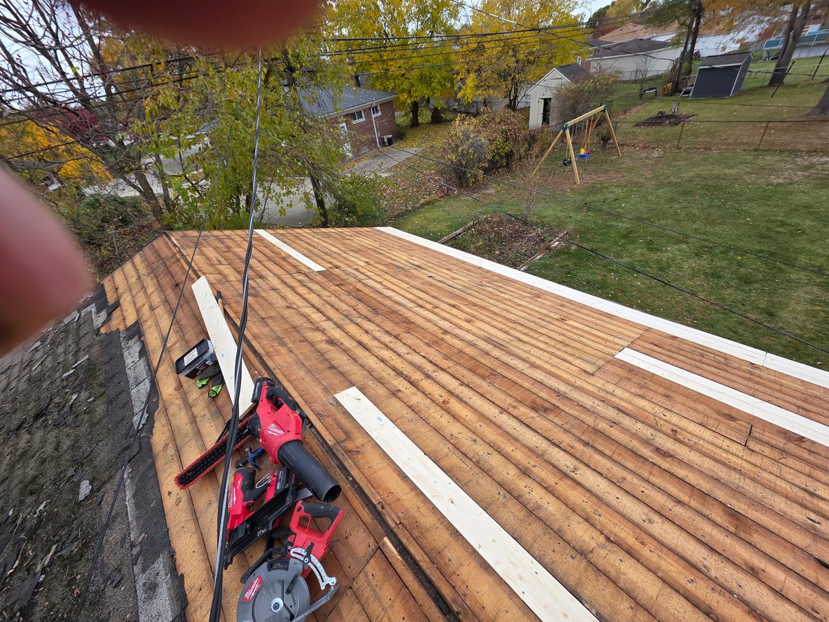Roofing Repairs for Contractors Roofing in Dearborn, MI