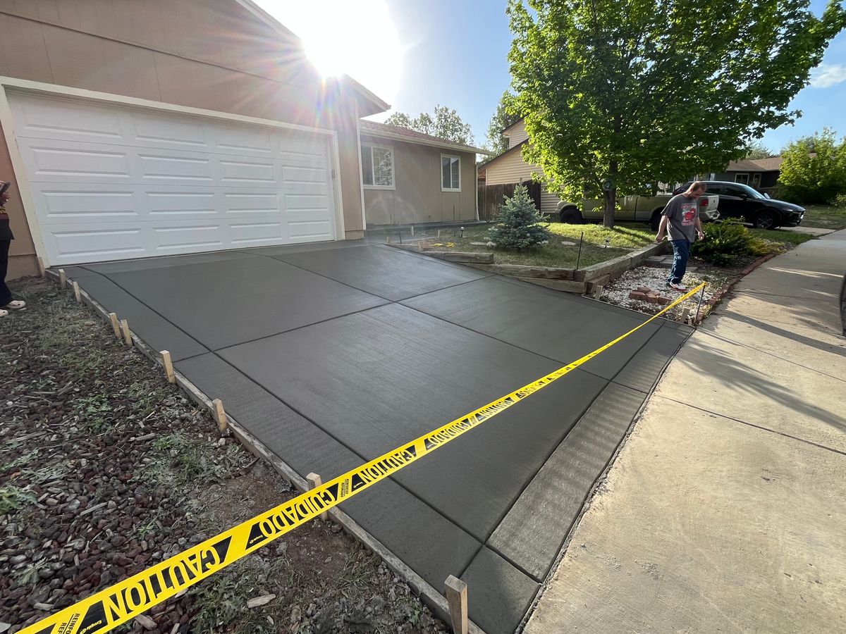 Concrete Driveways for B&M Concrete LLC in Longmont, CO
