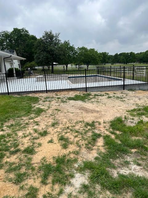 Fence Repair for Fence Connection TX LLC in McKinney, TX