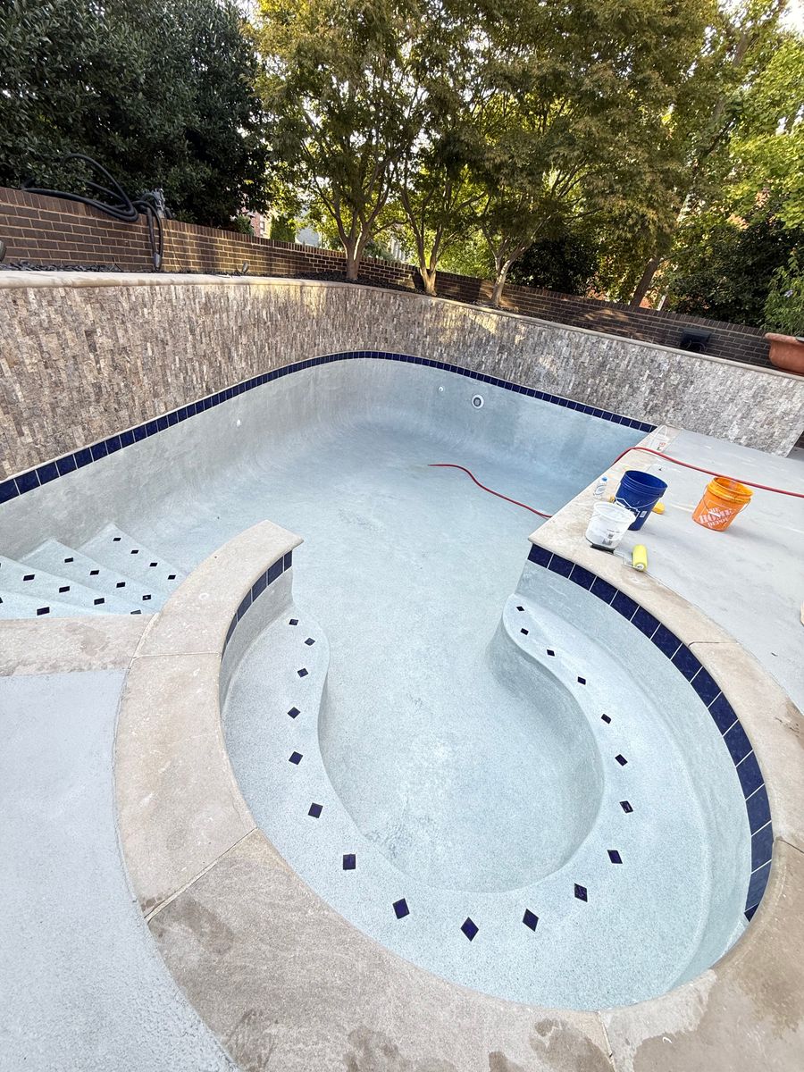 Vinyl Pools for Henry's Construction in Nashville, TN