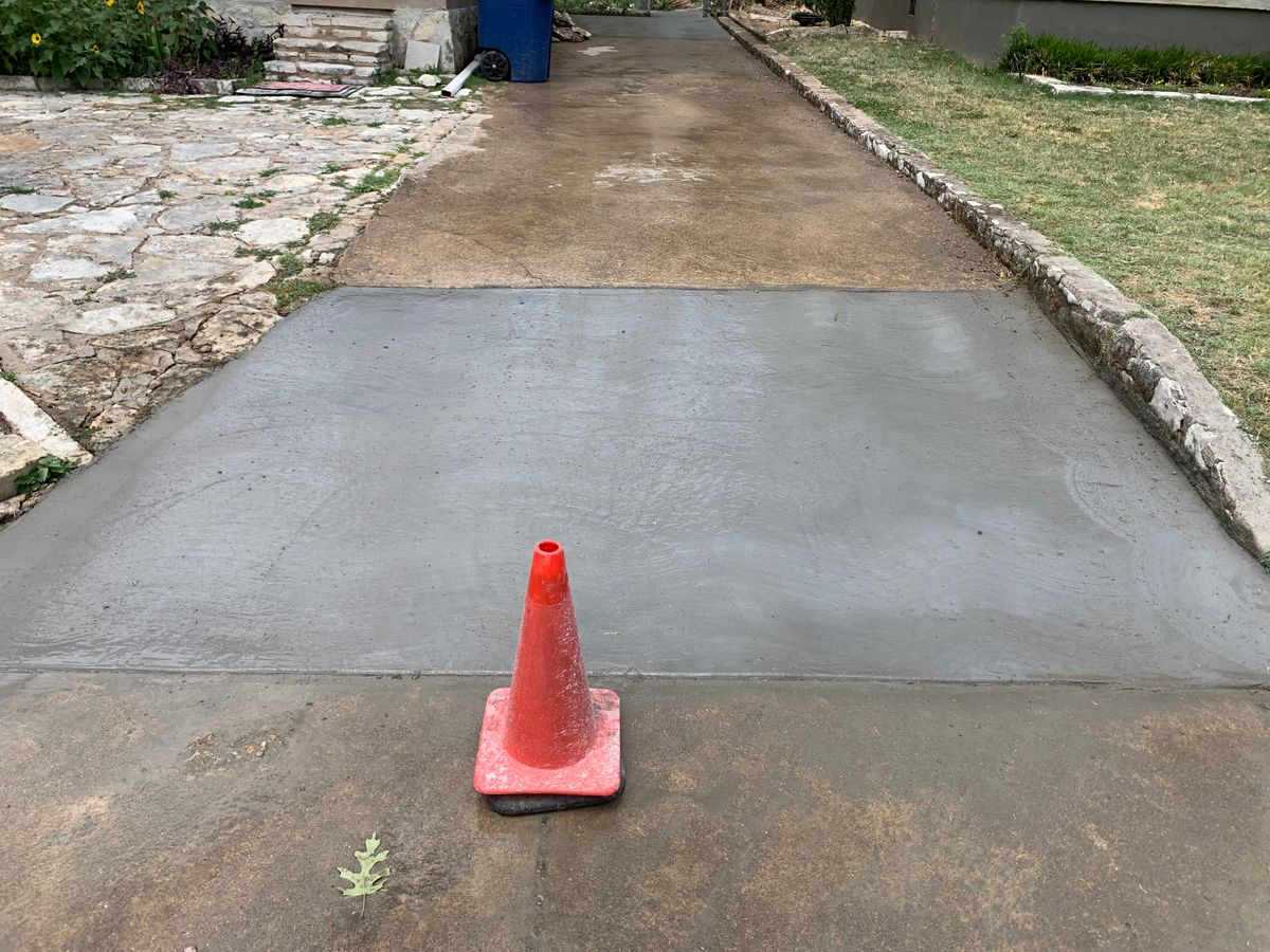 Concrete Repair for Leo's Concrete Crew in Elgin, TX
