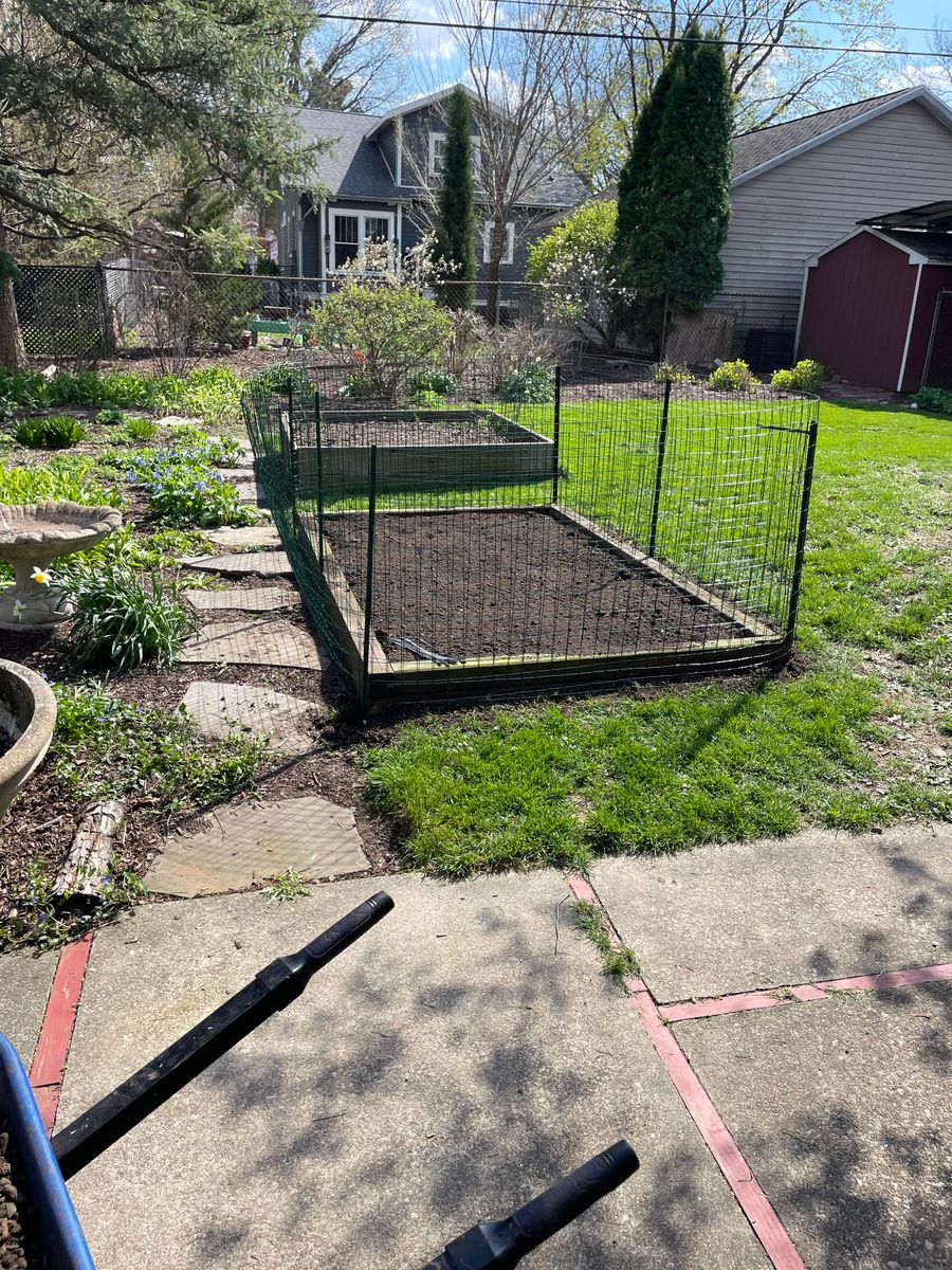 Planting for MDR Landscaping in Urbana, IL