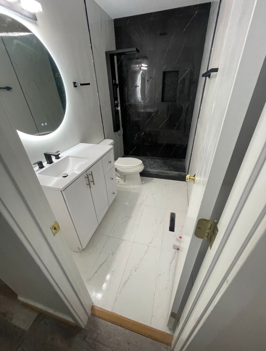 Flooring for Richmond Renovation Specialist LLC  in Chesterfield, VA