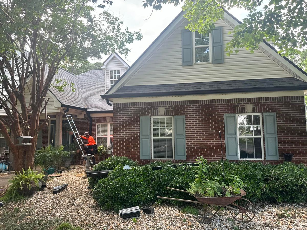 Gutter Maintenance for A&C Roofing Specialist in Fayetteville, Georgia