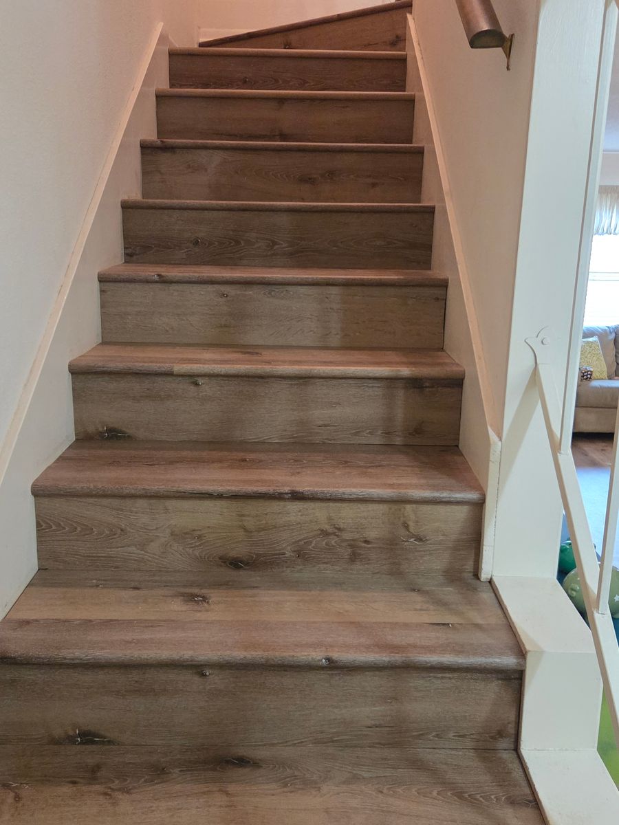 Floor Installation for D&J Custom Floors in Nederland, TX