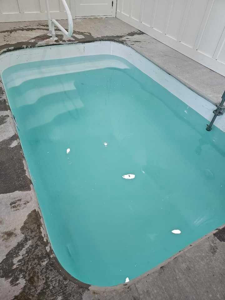 Fiberglass Pool Construction for Grasshopper Excavating & Pools in Pigeon Forge, TN