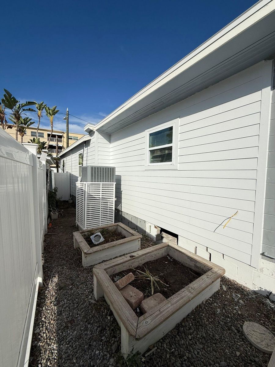 Hardie Siding Installation for Escorpio Painting in Tampa, FL