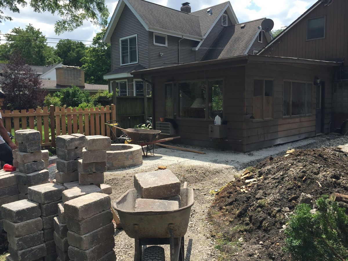 Patio Design & Construction for Alvarez Pavingstone INC. in Lyons, IL
