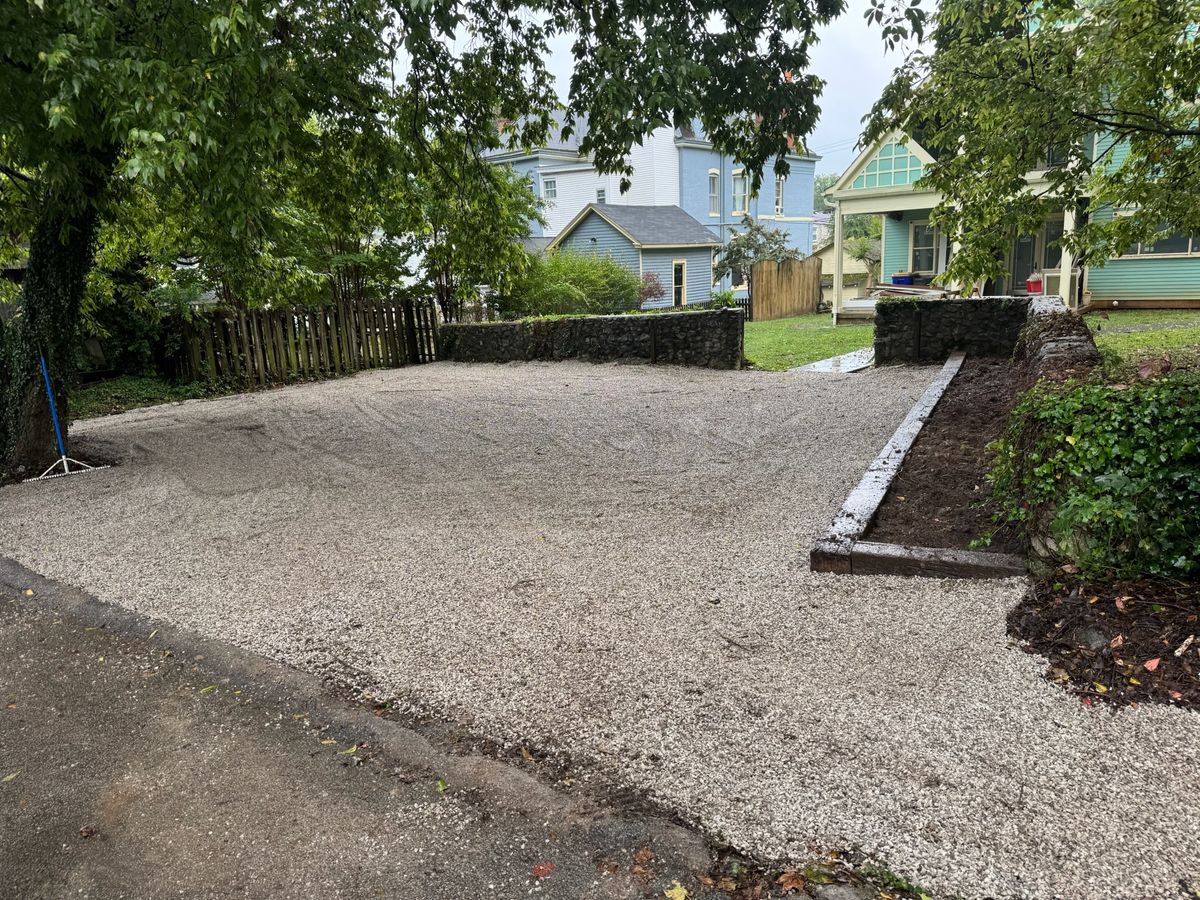 Gravel Services for DIRT PLUS LLC in Bowling Green, KY