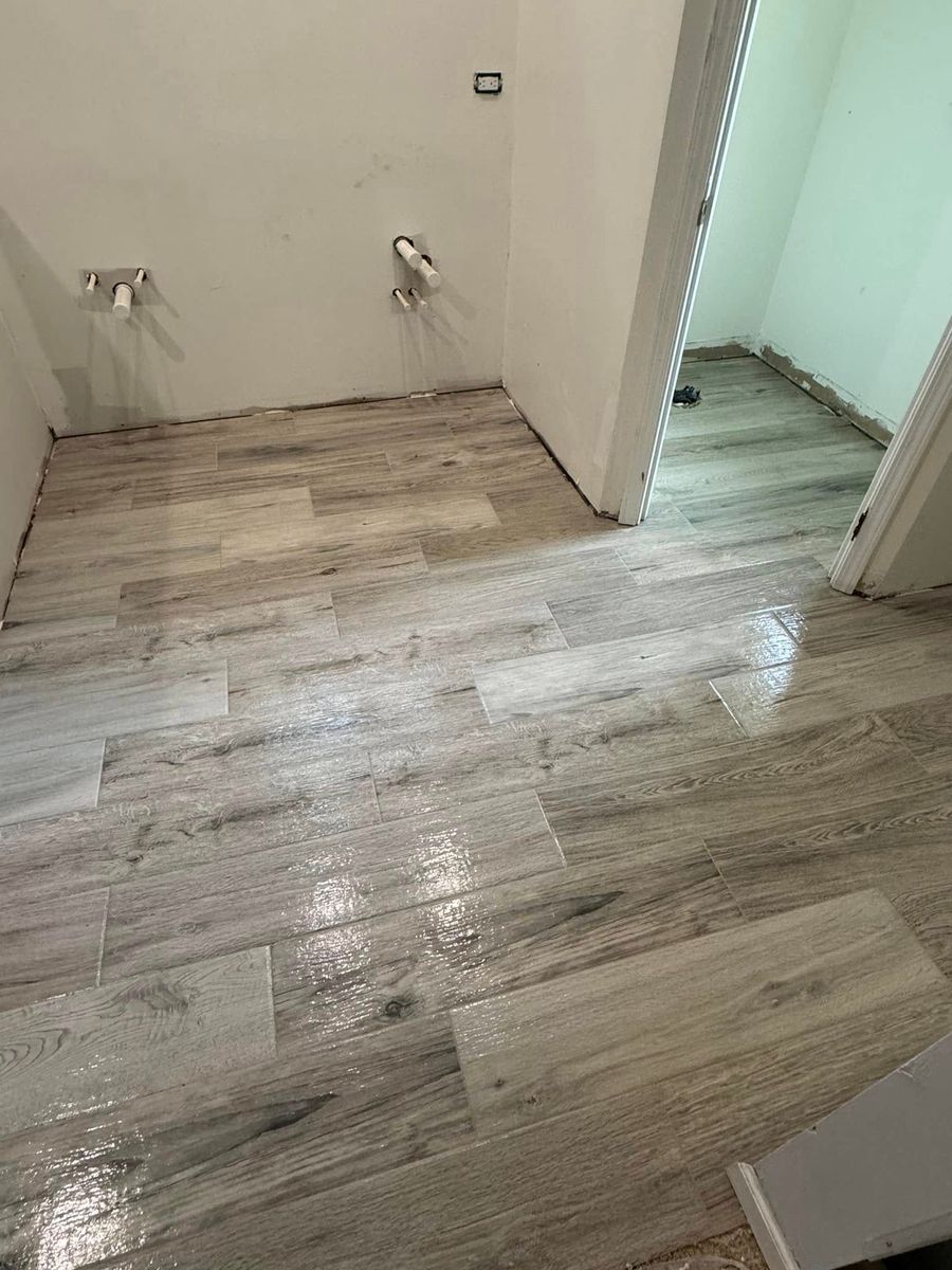 Flooring for Herzig Cabinets and Remodeling in Jacksonville, FL