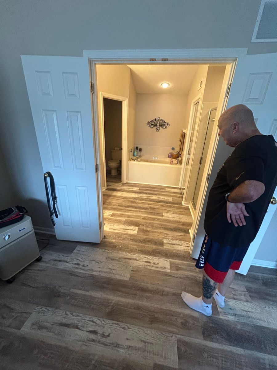 Flooring for Bestway Contractors LLC in Indianapolis, IN