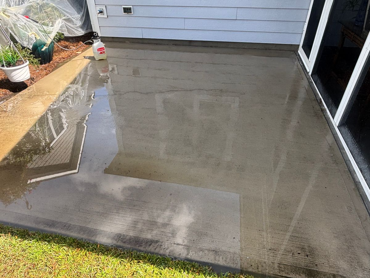 Deck & Patio Cleaning for Living Stream Pressure Washing in Wilmington, NC