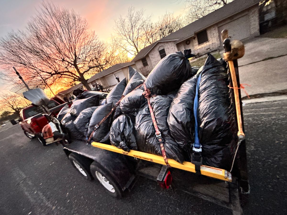 Junk Removal for D’s Lawncare in Killeen, TX