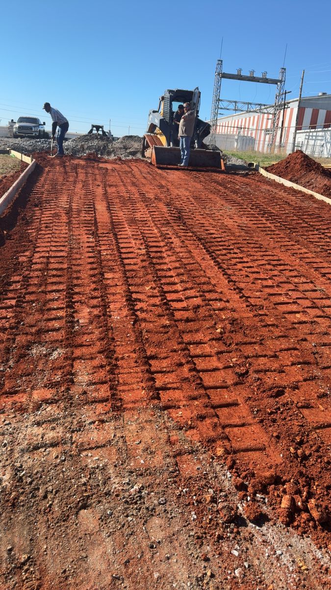 Driveways and culverts for Simmons land works in Sardis,, TN