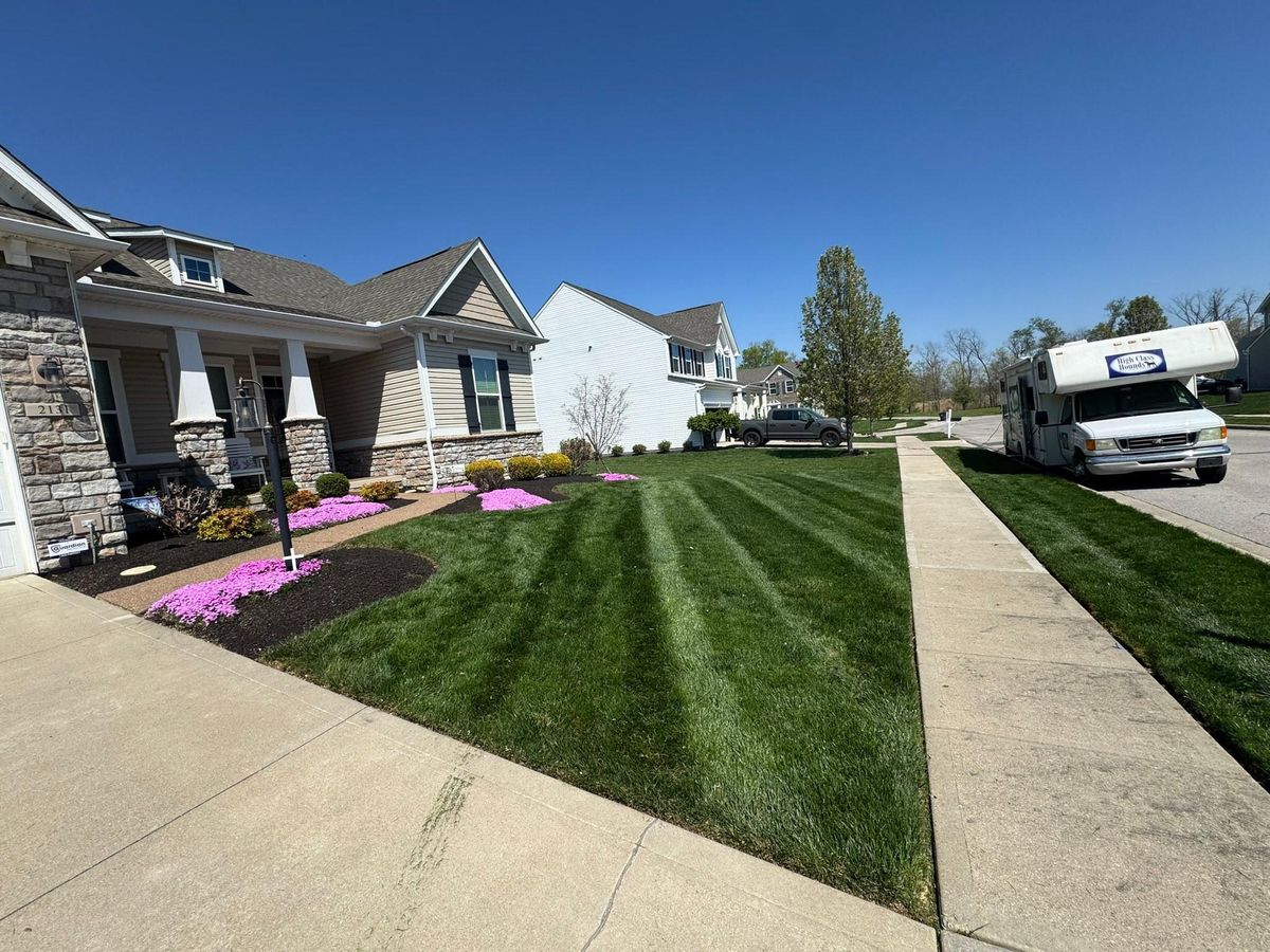 Lawn Services for Dewhurst Landscaping & Lawncare in Pickerington, OH