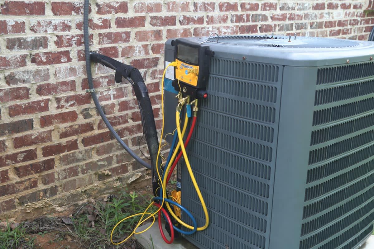 HVAC Maintenance Services for Etsitty Heating And Cooling in Albuquerque, NM