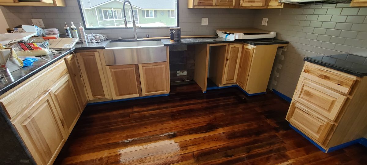 Hardwood floors for KIC Construction Services in Pe Ell, WA