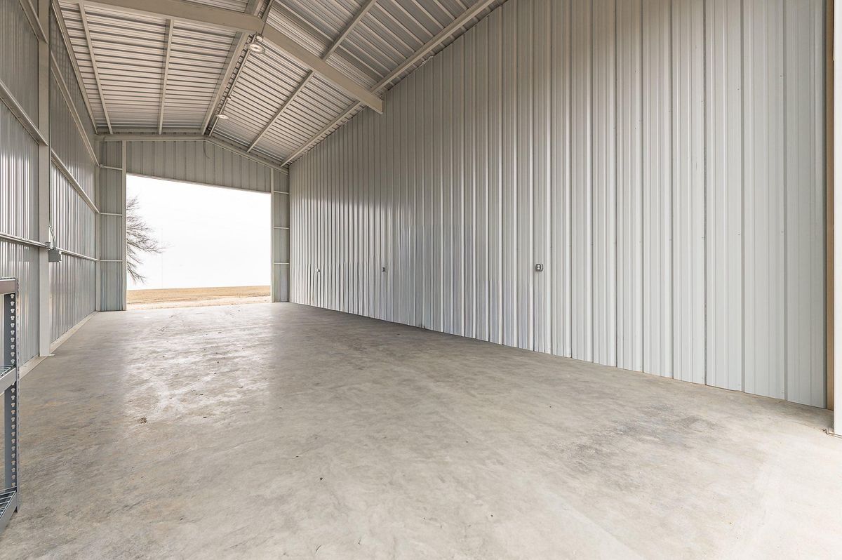 Custom Home Design for CWC Custom Homes & Barndominiums in Snook, TX