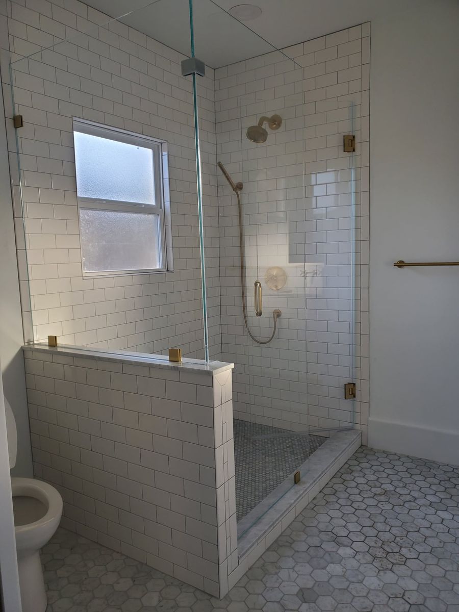 Tiling for Dilosa Home Services in Dallas, TX