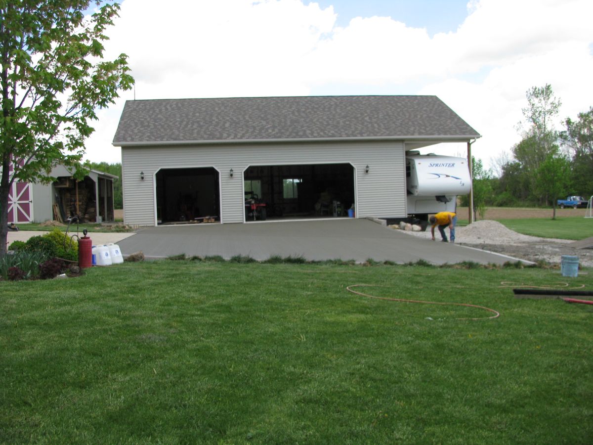 Driveway tear out and replacement for Concrete Pros, LLC in Lorain, OH