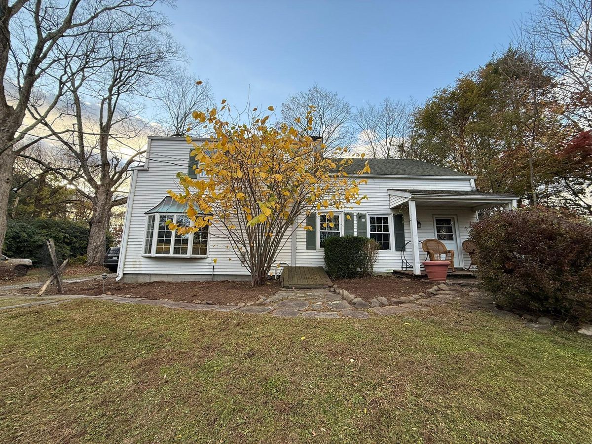 Fall & Spring Maintenance for Ardisi Property Maintenance LLC in Poughkeepsie, NY 