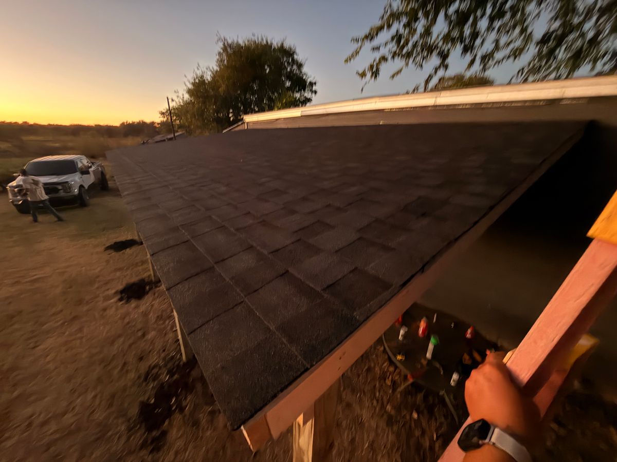 Roofing for R E Tanner Home Improvement in Buckholts, TX