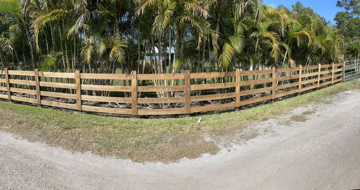 Fence Washing for C & C Pressure Washing in Port Saint Lucie, FL