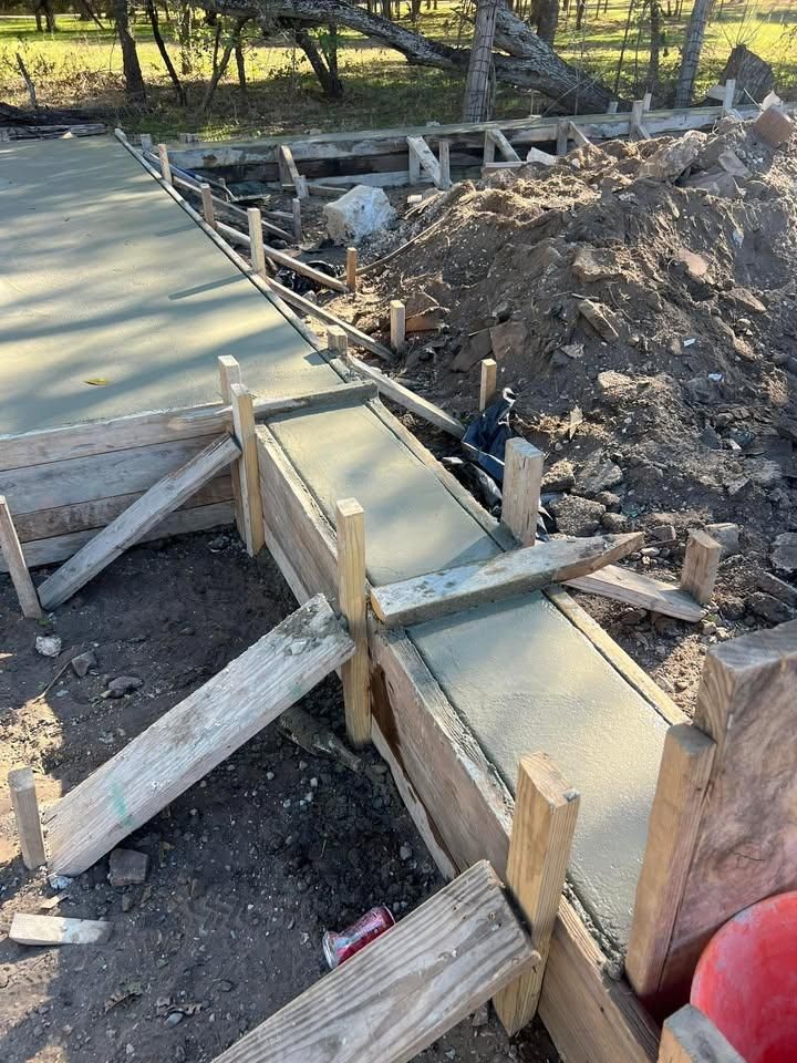 Day Laborer Hourly Rates for King Services in Seguin, TX