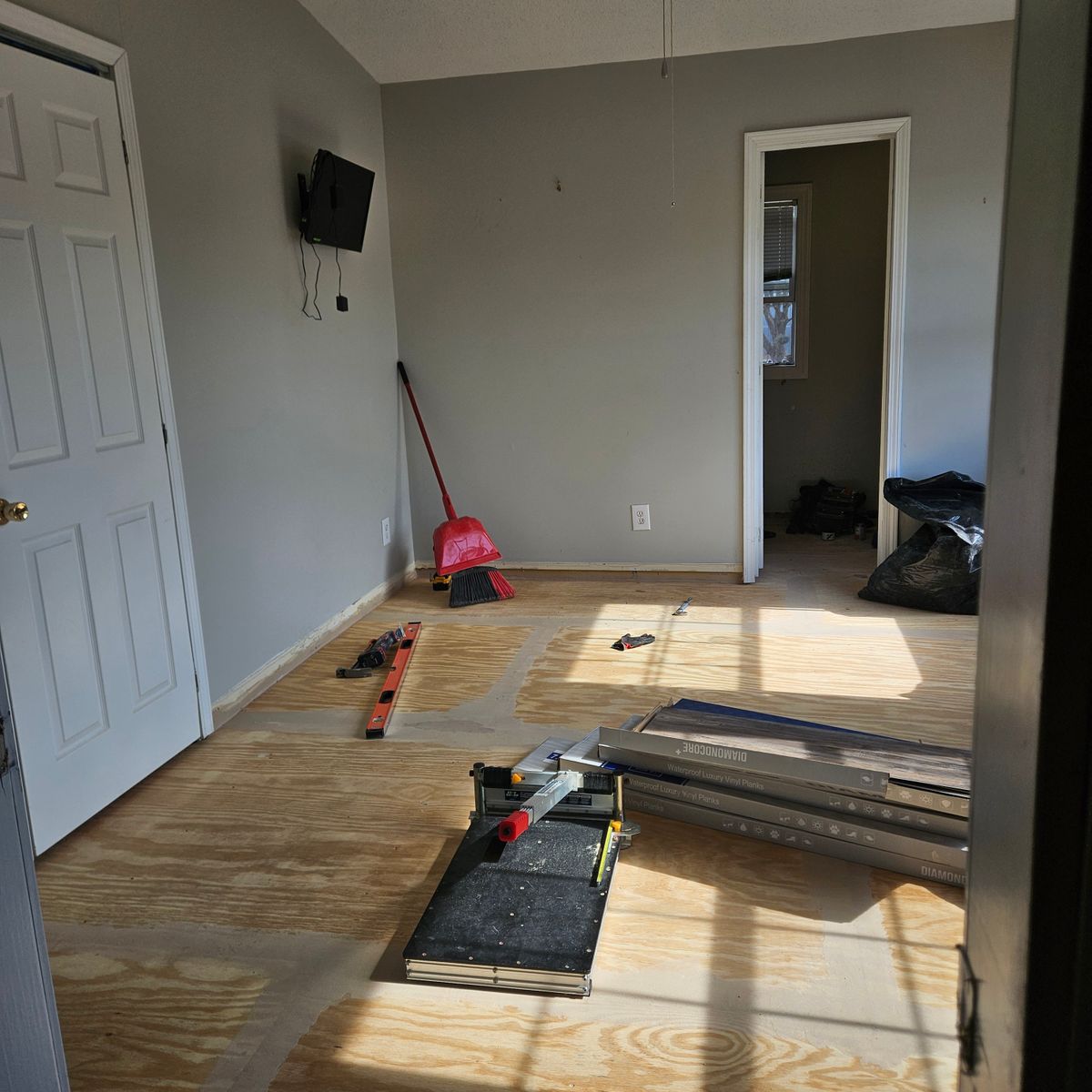 Flooring for Ruben R construction LLC in Mount Olive, NC
