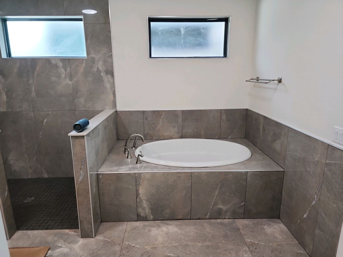 Bathroom Tiling for Mike Lupoli Tile in Palm Coast, FL