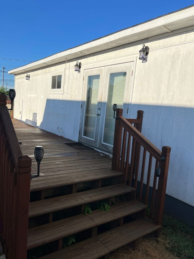 Deck & Patio Installation for Honeycomb Remodeling in Roff, OK