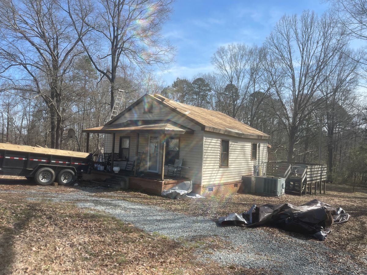 Roofing Installation for Rocky River Contractors, LLC in Charlotte, North Carolina