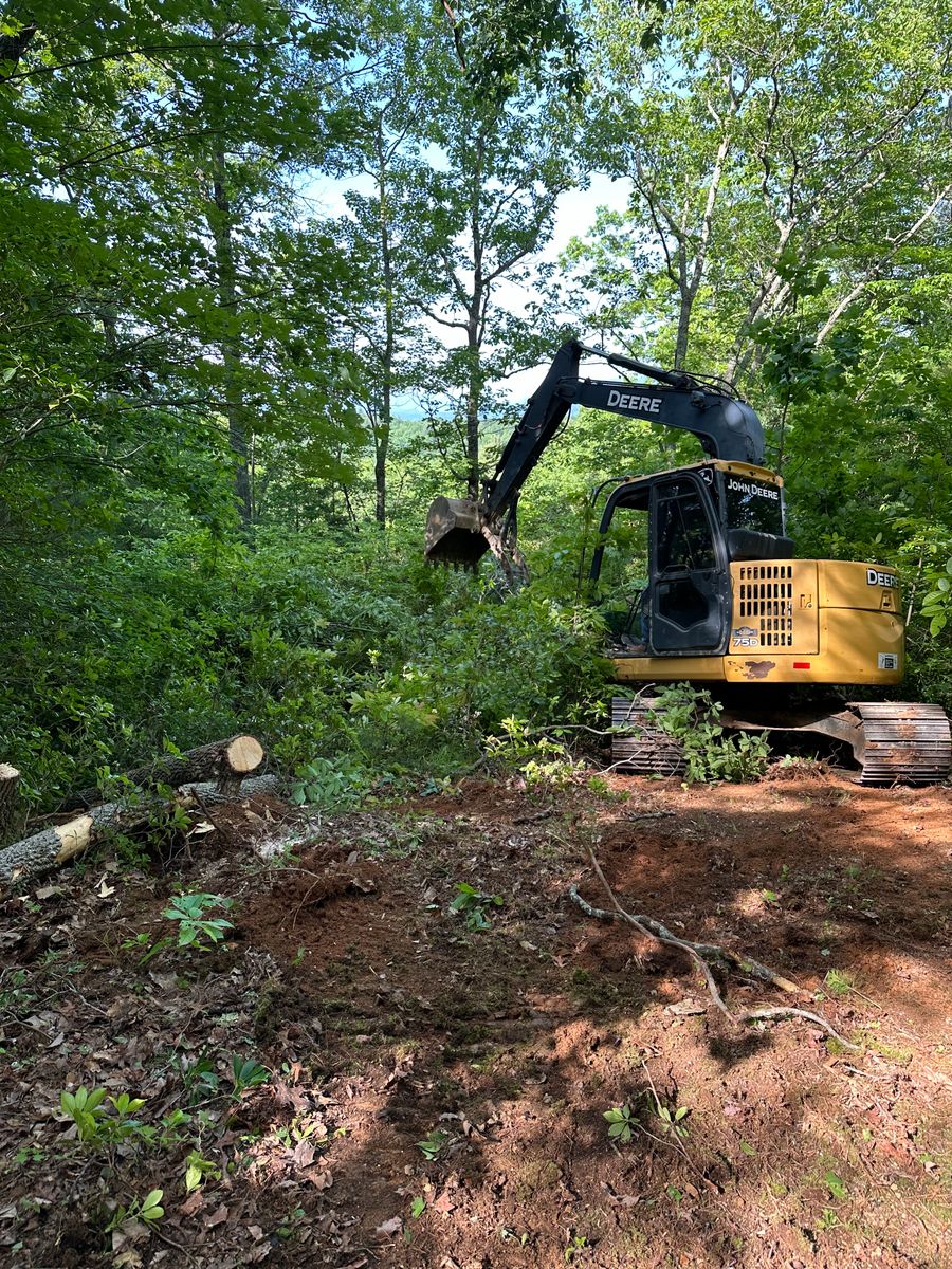 Land Clearing for Trophy Ridge Grading & Hauling in Mountain City, TN