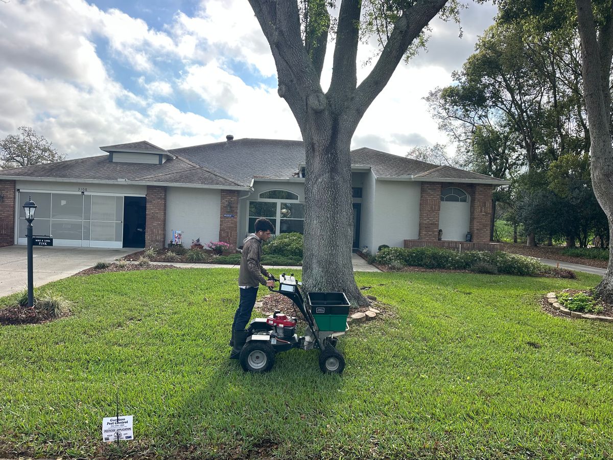 Lawn Spraying for Garrison Pest Control Inc in Hernando County, FL
