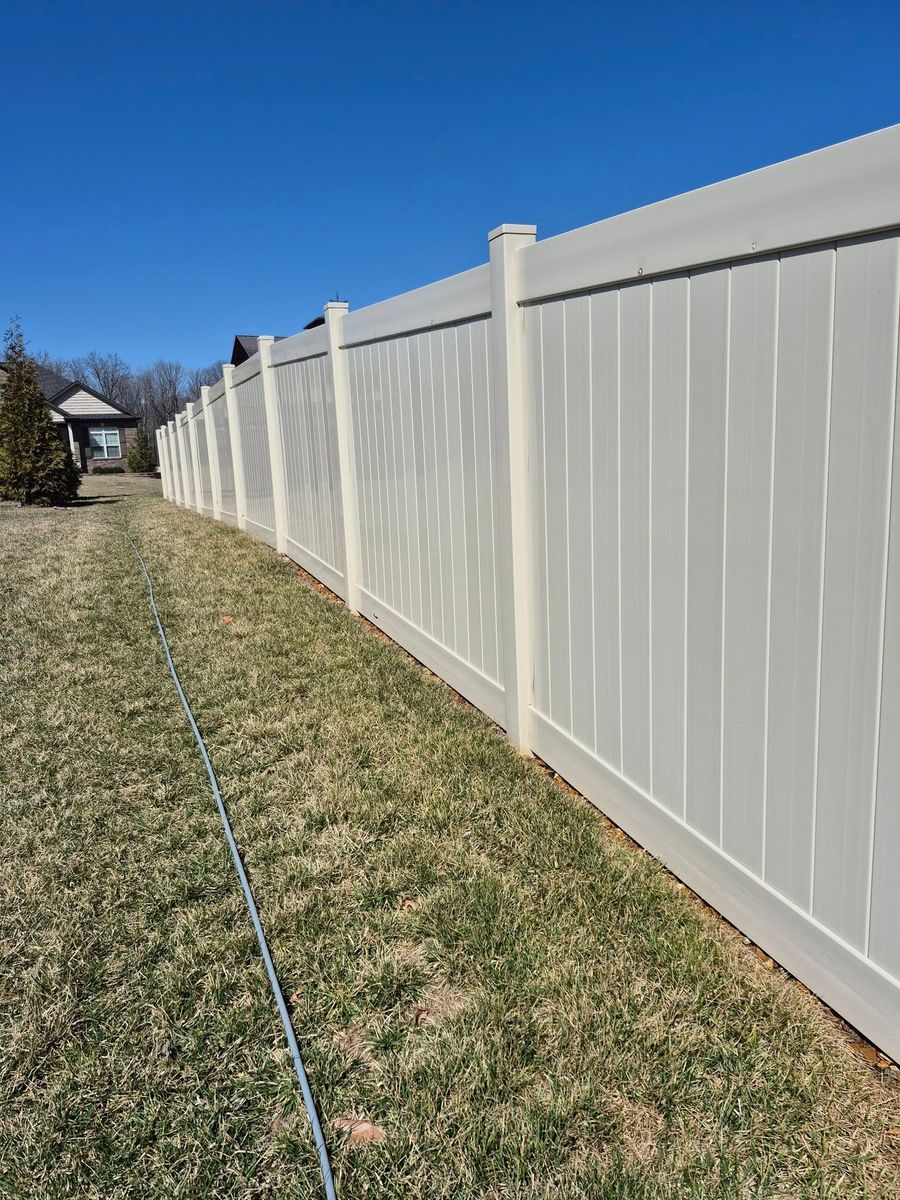 Fence Washing for D&T Pressure Washing in Morganfield, KY