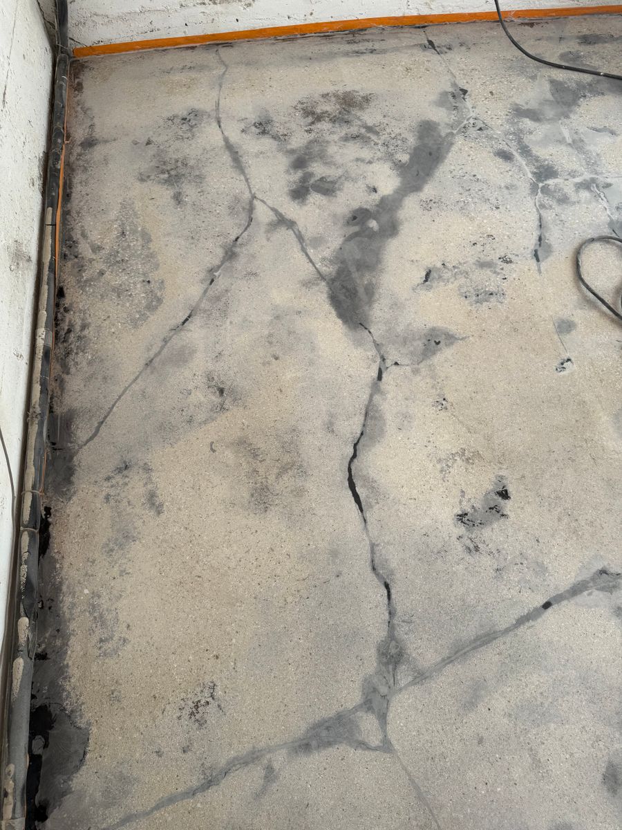 Epoxy Floors / Floor Paint for A1 Painting Service in Anaheim, CA