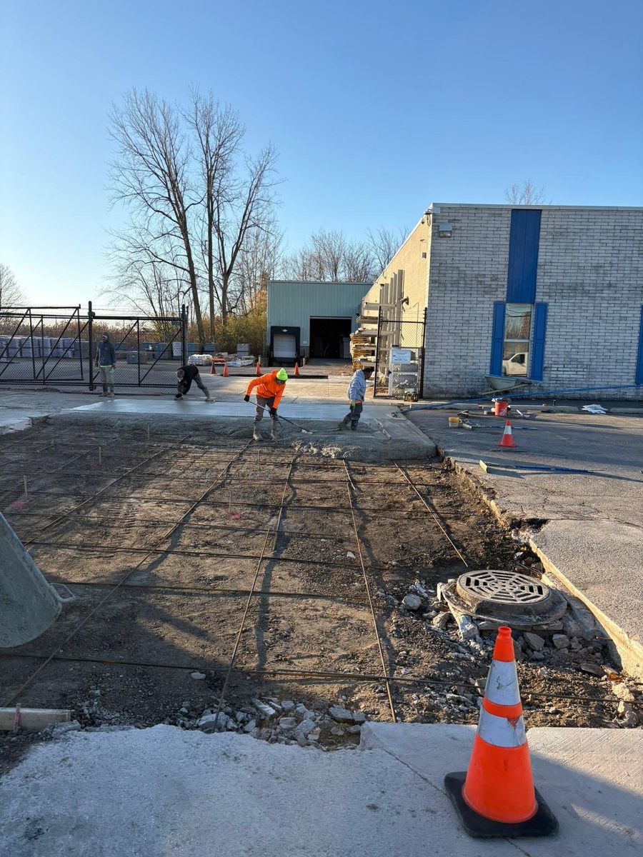 Sidewalk Installation for Concrete Pros, LLC in Lorain, OH