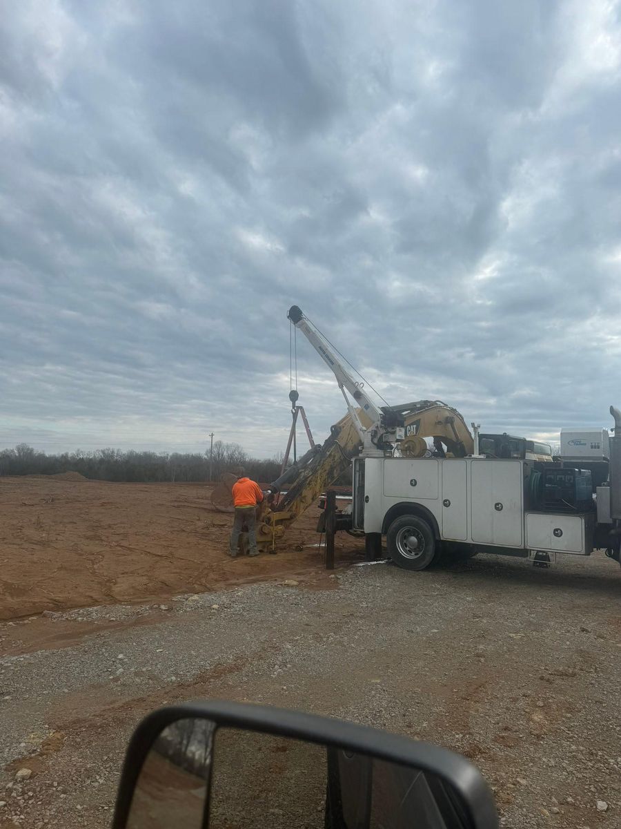 Demolition for Danny Rhodes Trucking & Excavation in Shepherdsville, KY