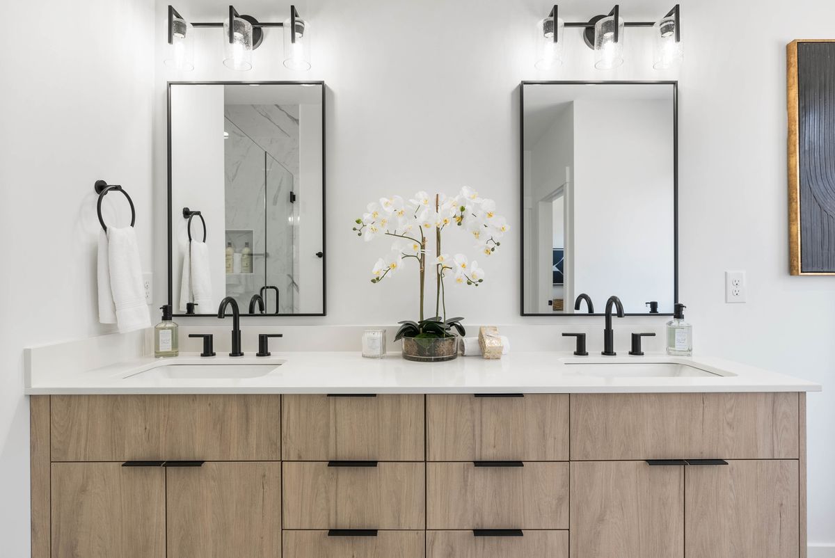 Kitchen and Bathroom Renovations for Anchor Point Builders LLC in Greenville, SC