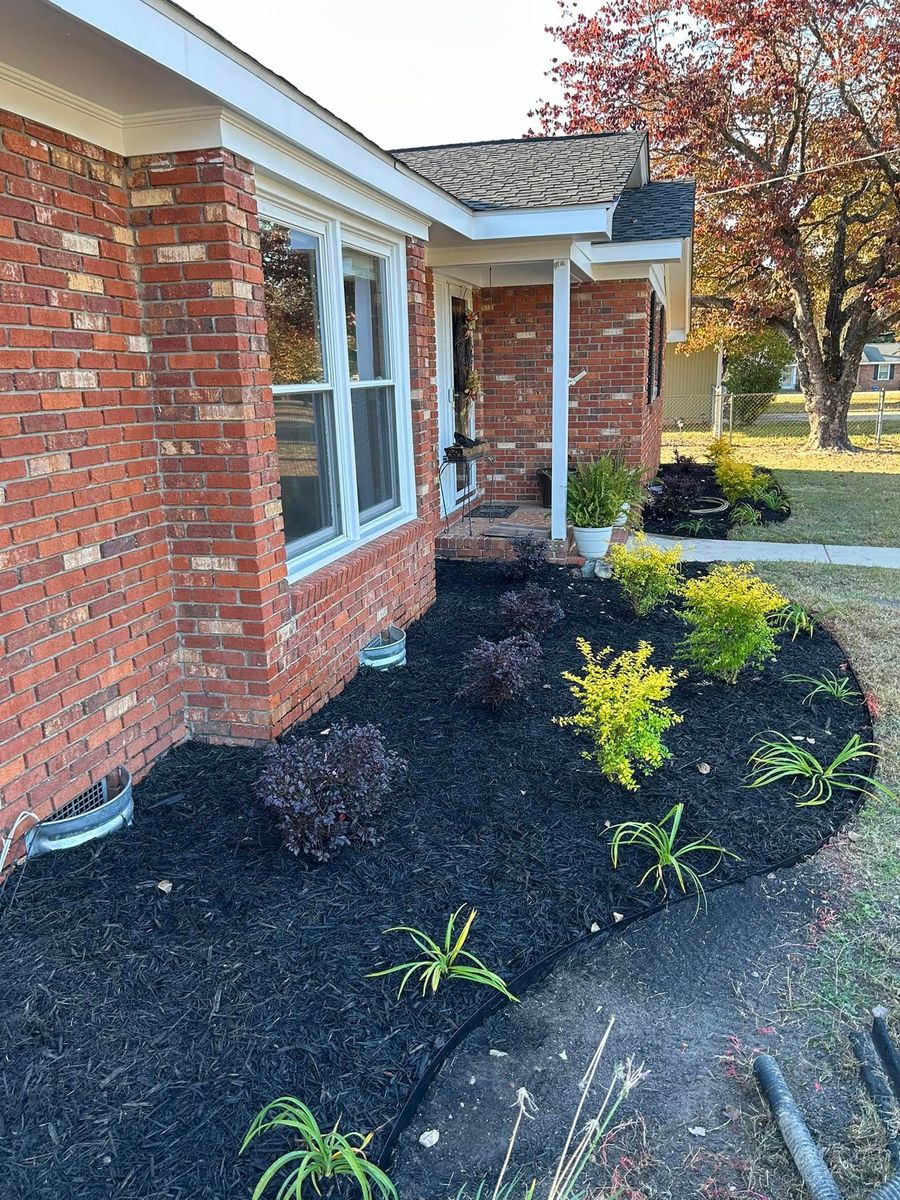 Flower Beds for Linhale Landscaping & Lawn Care in Florence, SC