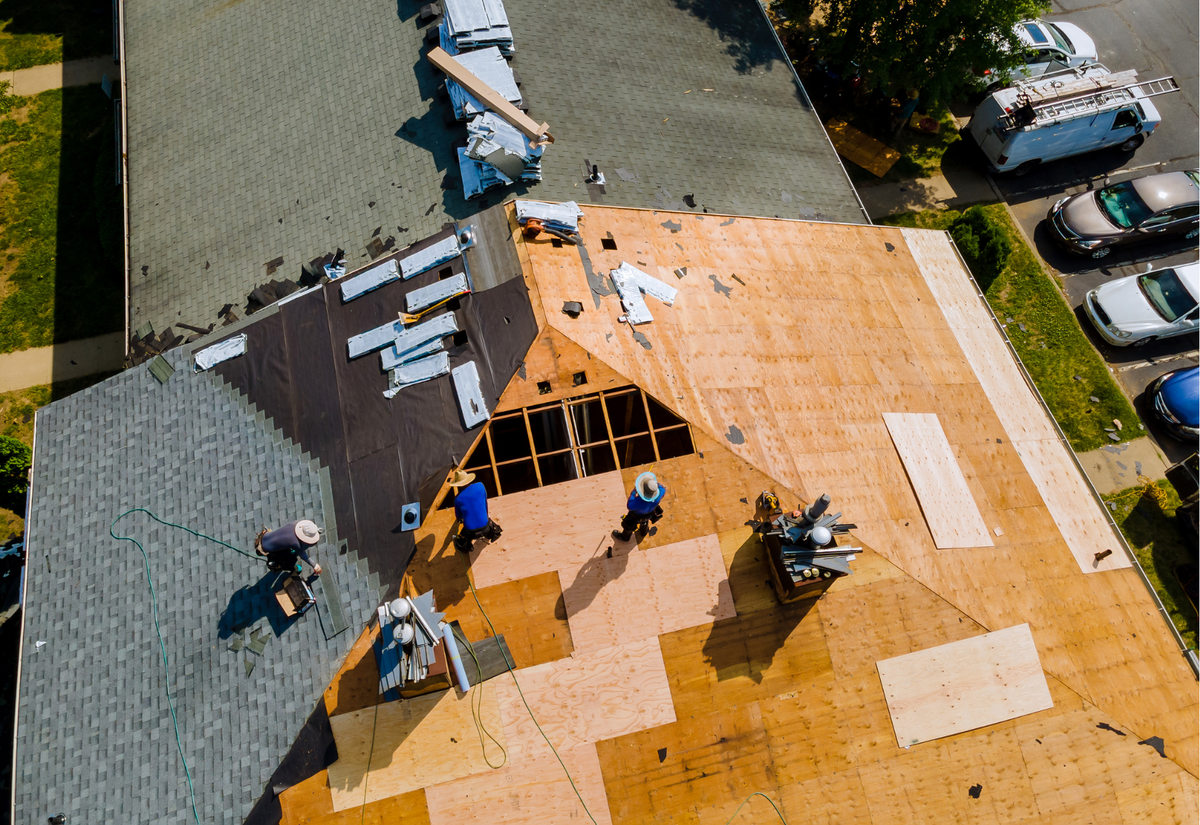 Roof Installation for Luxurious Construction in Houston, TX
