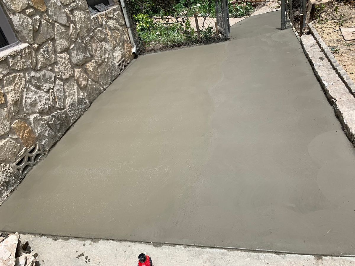 Concrete Driveway Installation for Leo's Concrete Crew in Elgin, TX