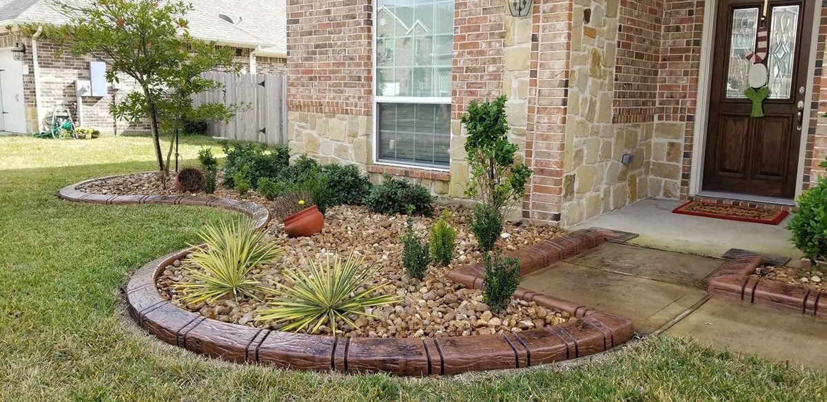 Landscaping for Texas Curb N Borders in Houston, TX
