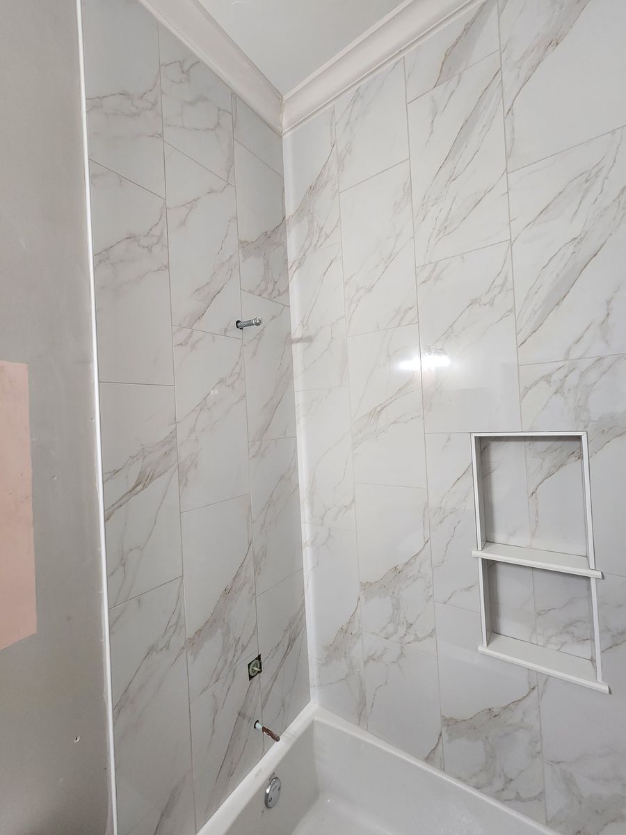 Bathroom Tiling for Elite Custom Tile Installations in Ocala, FL